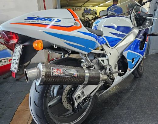 Suzuki GSX-R 750 - foto 5