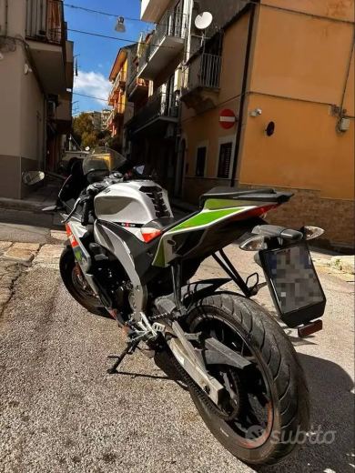 Aprilia RS 125 GP Replica ABS - foto 3
