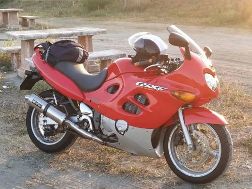 Suzuki GSX 600 F - foto 2