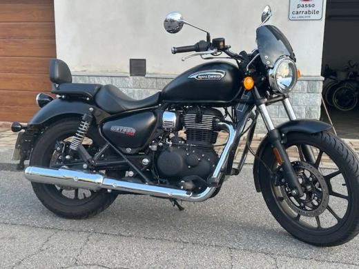 Royal Enfield Meteor 350 Black Stellar - foto 5