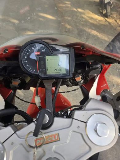 Aprilia - foto 3