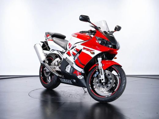 Yamaha YZF-R6 - foto 4