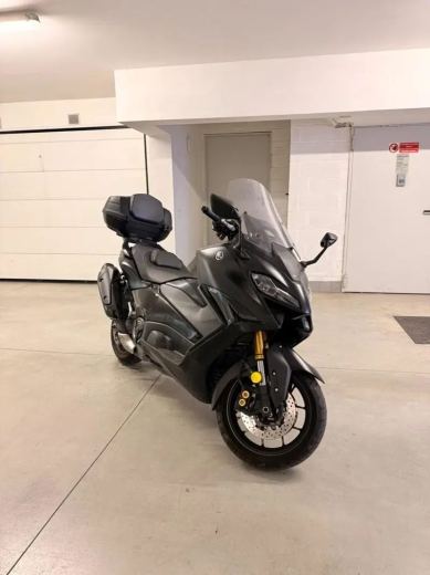 Yamaha T-Max 560 Tech Max