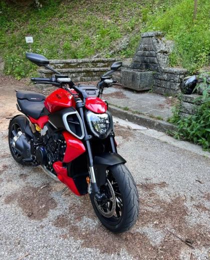 Ducati Diavel V4 - foto 5