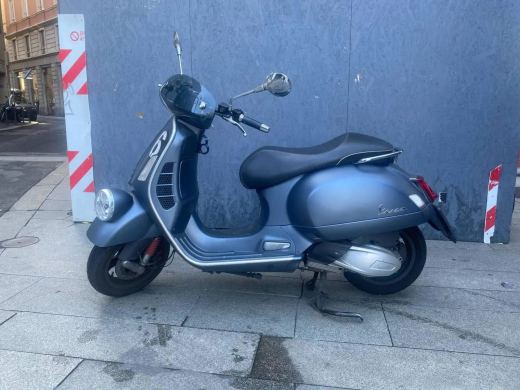 Vespa Sei Giorni 300 Hpe