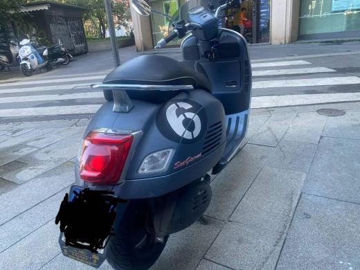Vespa Sei Giorni 300 Hpe - foto 3