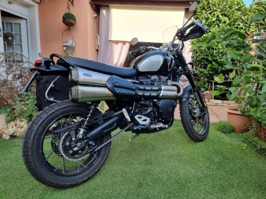 Triumph Scrambler 1200 XE Bond Edition - foto 3