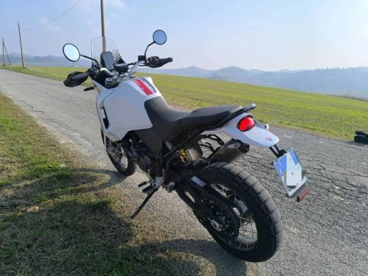 Ducati DesertX - foto 2