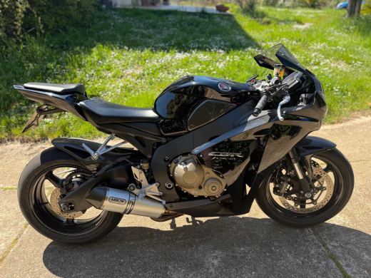 Cbr 1000 allestimento RR FIREBLADE - foto 3
