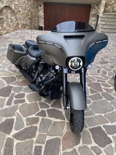 Harley-Davidson 114 Street Glide Special - foto 2