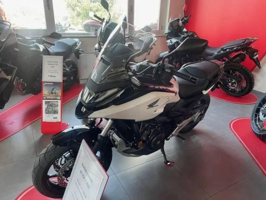 Honda NC 750 X DCT - foto 2