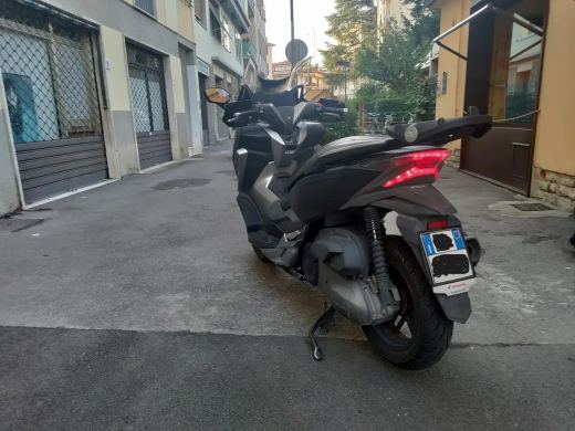 Honda Forza 300 - foto 2