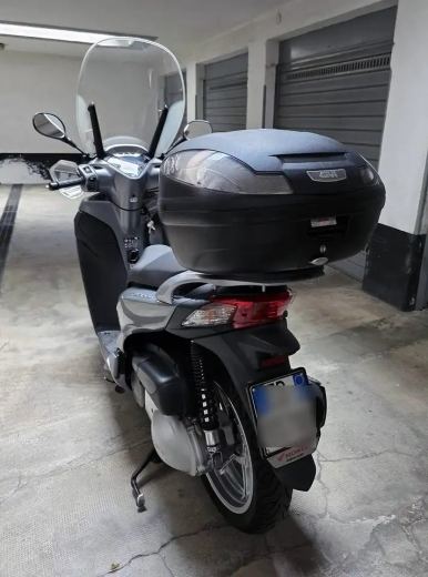 Honda SH 300 - foto 5