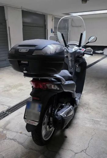 Honda SH 300 - foto 4
