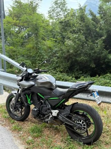 Kawasaki Z 650 - foto 2