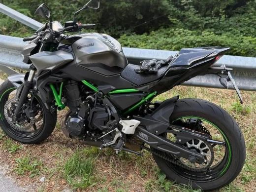 Kawasaki Z 650 - foto 3