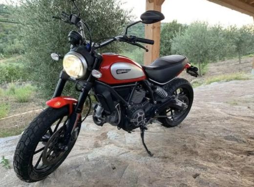 Ducati Scrambler Icon red