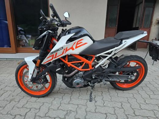 KTM 390 Duke