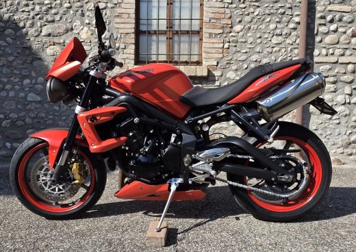 Triumph Street Triple 675 R - 02/2011 - foto 5