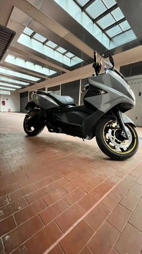 Gilera GP 800 - foto 4