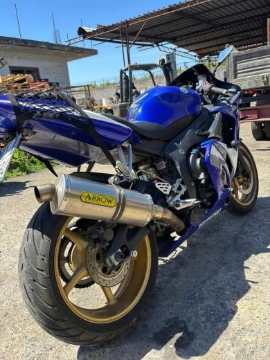 Yamaha YZF-R6 - foto 5