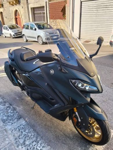 Yamaha TMAX 560 Tech