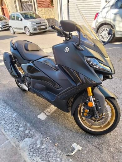 Yamaha TMAX 560 Tech - foto 2