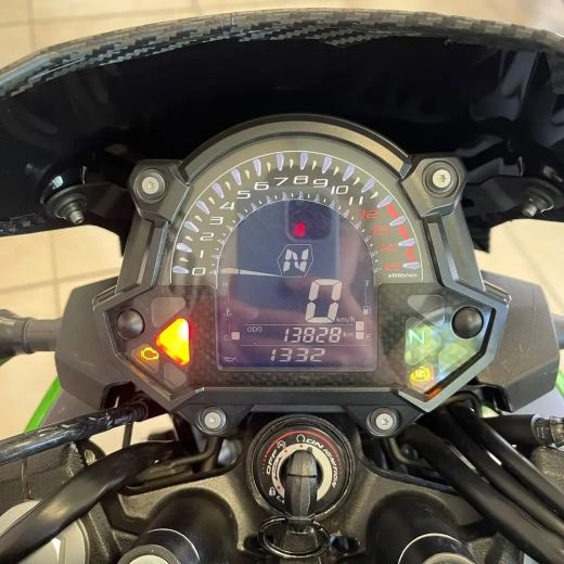 Kawasaki Z 400 - foto 4