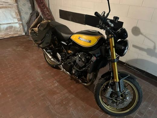 Kawasaki Z 900 RS 2025
