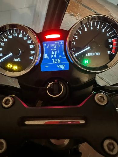 Kawasaki Z 900 RS 2025 - foto 2