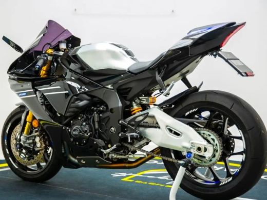 Yamaha YZF-R1 M pubblicato da MotoAffari