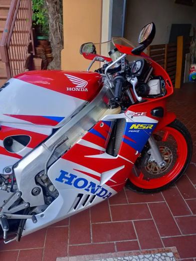 Honda NSR 250 MC28 - foto 5