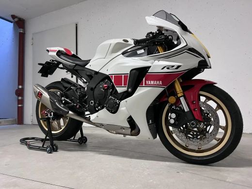 Yamaha YZF-R1 60th anniversary pubblicato da MotoAffari