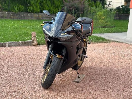 Yamaha YZF-R6 - foto 2
