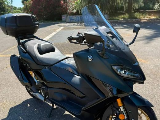Yamaha TMAX 560 Tech Max