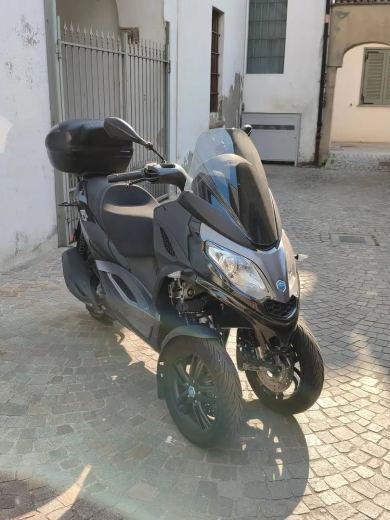 Piaggio MP3 300 HPE